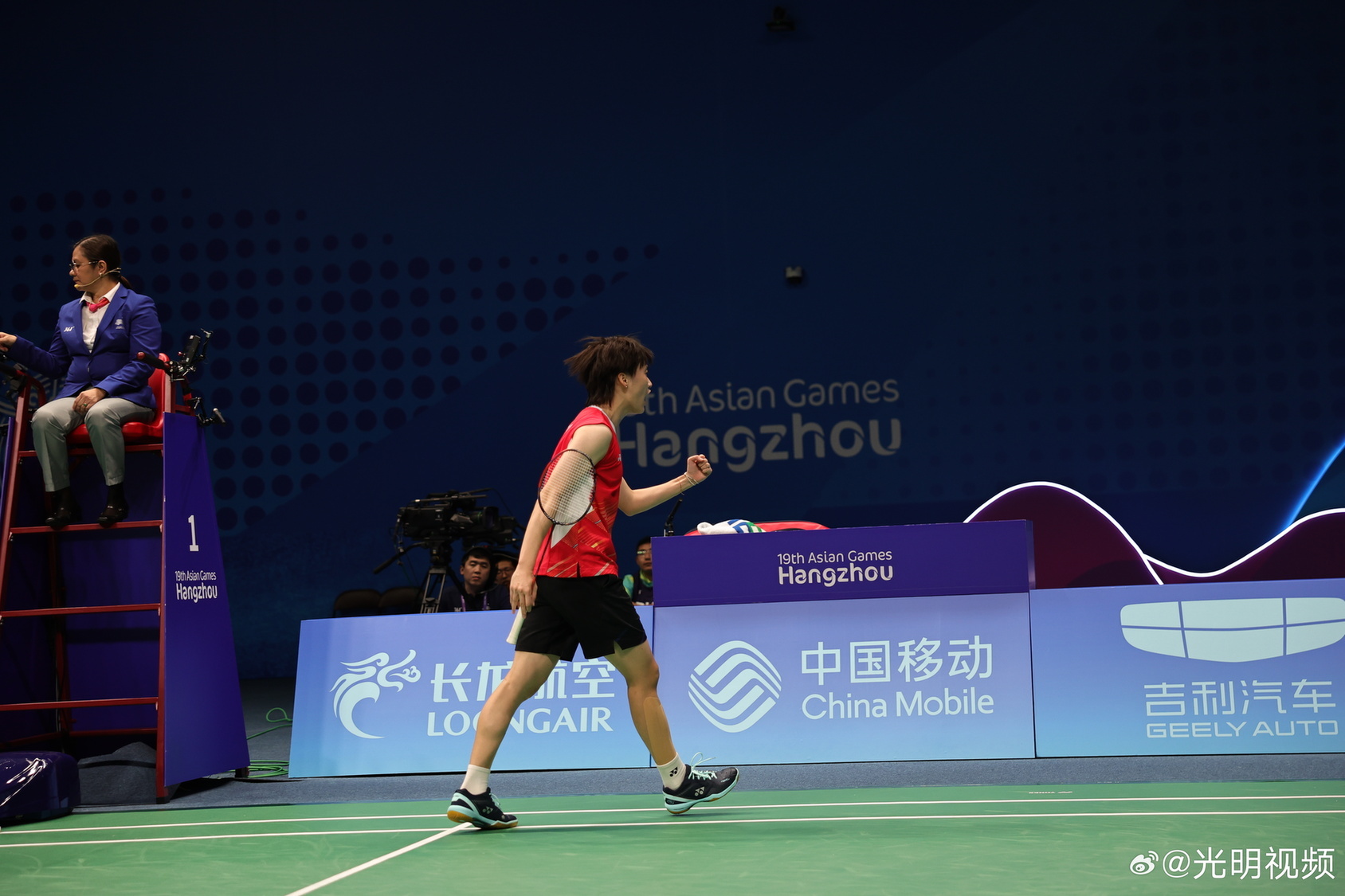 直备受赞誉 直备受赞誉